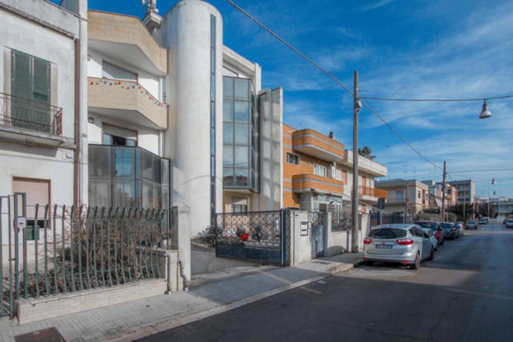 Lo Specchio Del Salento Bed & Breakfast Lecce Dış mekan fotoğraf