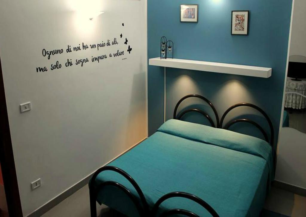 Lo Specchio Del Salento Bed & Breakfast Lecce Oda fotoğraf