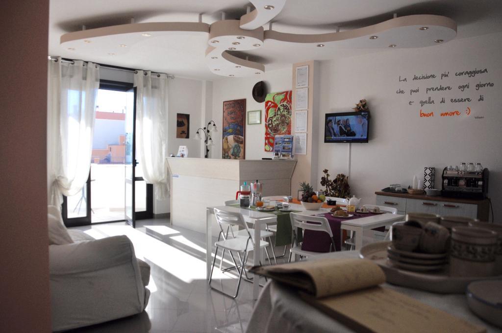 Lo Specchio Del Salento Bed & Breakfast Lecce Dış mekan fotoğraf