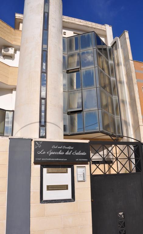 Lo Specchio Del Salento Bed & Breakfast Lecce Dış mekan fotoğraf