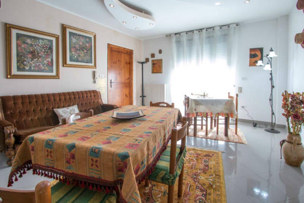 Lo Specchio Del Salento Bed & Breakfast Lecce Dış mekan fotoğraf