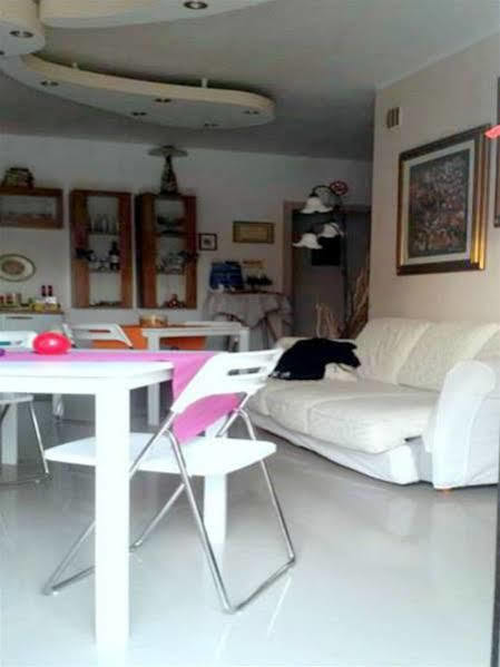 Lo Specchio Del Salento Bed & Breakfast Lecce Dış mekan fotoğraf
